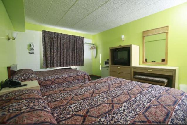 Meadowbrook Motor Lodge Jericho Room photo